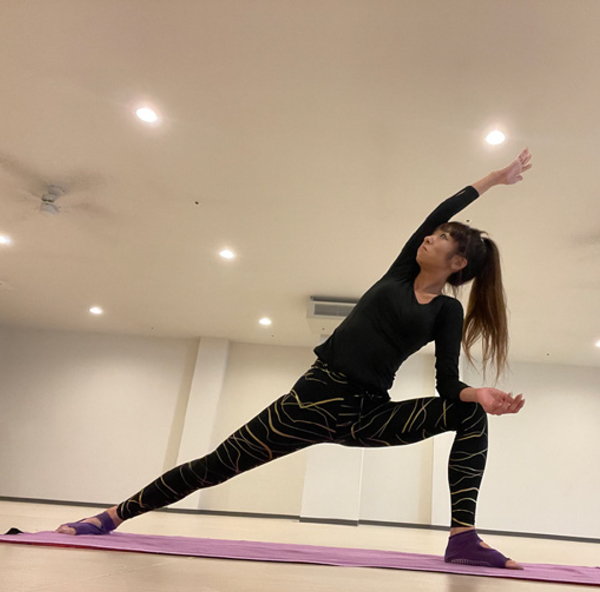 カラーズアカデミー講師　Ayako